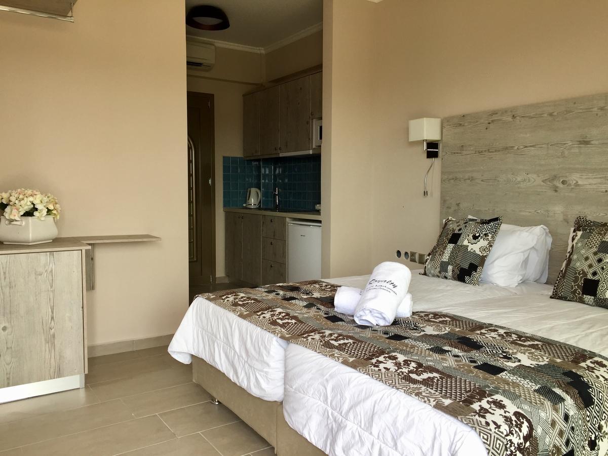 Royalty Suites Loft Никити Екстериор снимка