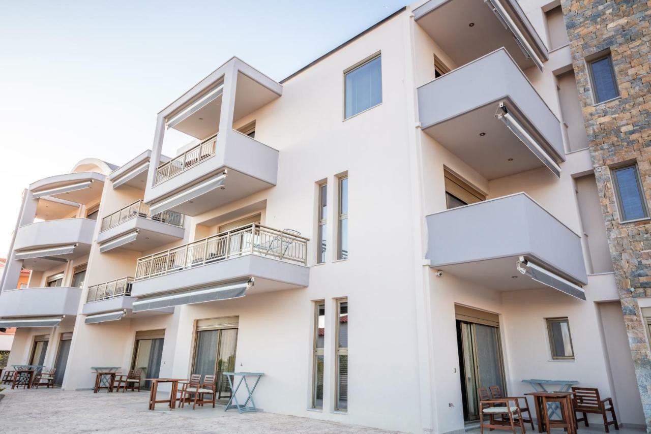 Royalty Suites Loft Никити Екстериор снимка