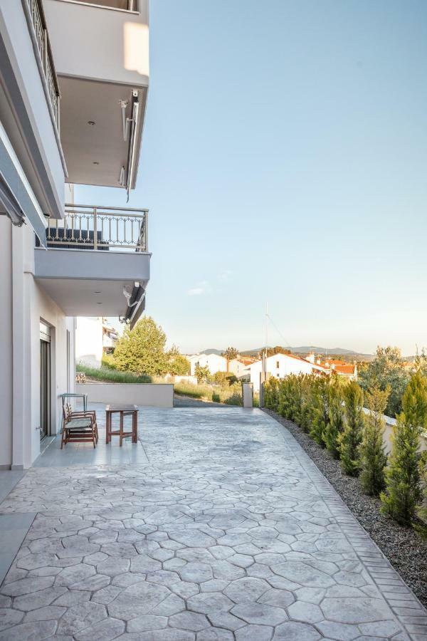 Royalty Suites Loft Никити Екстериор снимка