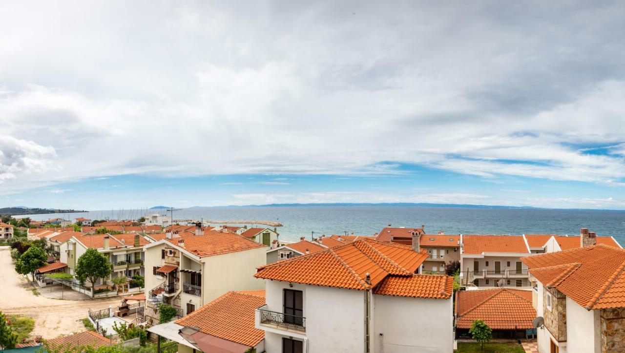 Royalty Suites Loft Никити Екстериор снимка