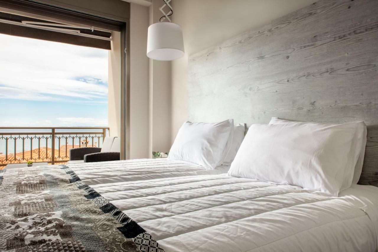 Royalty Suites Loft Никити Екстериор снимка