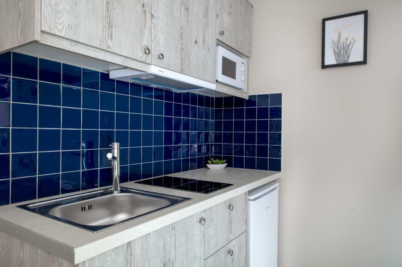 Royalty Suites Loft Никити Екстериор снимка